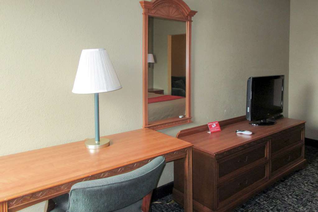 Quality Inn & Suites Ferdinand Chambre photo