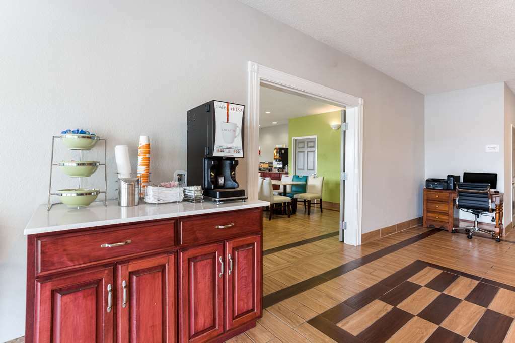 Quality Inn & Suites Ferdinand Intérieur photo